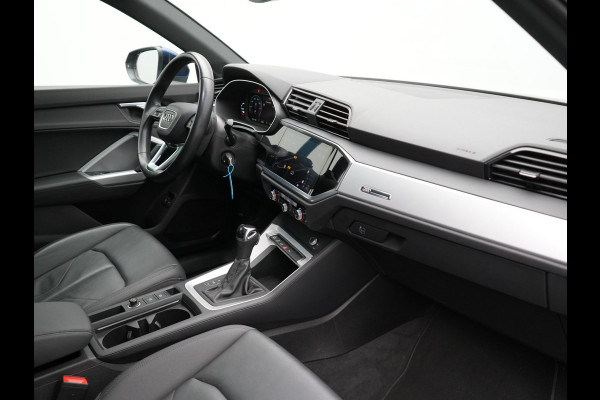 Audi Q3 45 TFSI e Advanced edition Plug In Hybrid 245pk PHEV | Panodak | Lederen Sportstoelen Verwarmd | Apple Carplay | Blis | Cruise Control | Navigatie | Virtual | DAB |