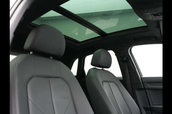 Audi Q3 45 TFSI e Advanced edition Plug In Hybrid 245pk PHEV | Panodak | Lederen Sportstoelen Verwarmd | Apple Carplay | Blis | Cruise Control | Navigatie | Virtual | DAB |