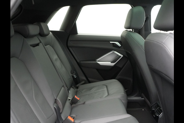 Audi Q3 45 TFSI e Advanced edition Plug In Hybrid 245pk PHEV | Panodak | Lederen Sportstoelen Verwarmd | Apple Carplay | Blis | Cruise Control | Navigatie | Virtual | DAB |