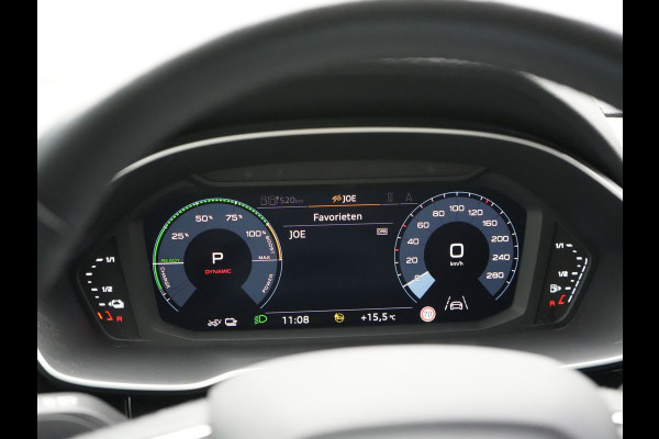 Audi Q3 45 TFSI e Advanced edition Plug In Hybrid 245pk PHEV | Panodak | Lederen Sportstoelen Verwarmd | Apple Carplay | Blis | Cruise Control | Navigatie | Virtual | DAB |