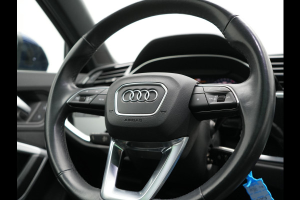 Audi Q3 45 TFSI e Advanced edition Plug In Hybrid 245pk PHEV | Panodak | Lederen Sportstoelen Verwarmd | Apple Carplay | Blis | Cruise Control | Navigatie | Virtual | DAB |