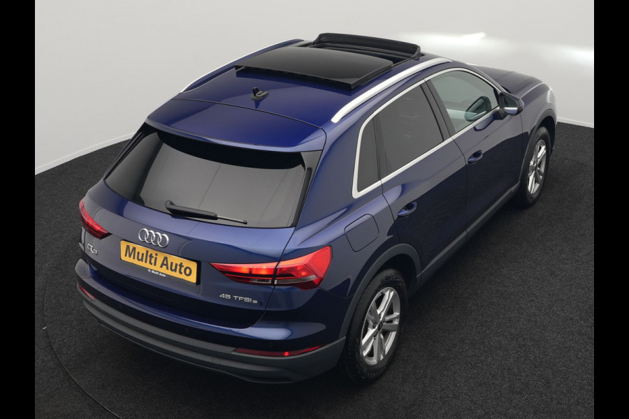 Audi Q3 45 TFSI e Advanced edition Plug In Hybrid 245pk PHEV | Panodak | Lederen Sportstoelen Verwarmd | Apple Carplay | Blis | Cruise Control | Navigatie | Virtual | DAB |