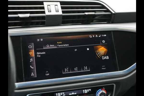 Audi Q3 45 TFSI e Advanced edition Plug In Hybrid 245pk PHEV | Panodak | Lederen Sportstoelen Verwarmd | Apple Carplay | Blis | Cruise Control | Navigatie | Virtual | DAB |