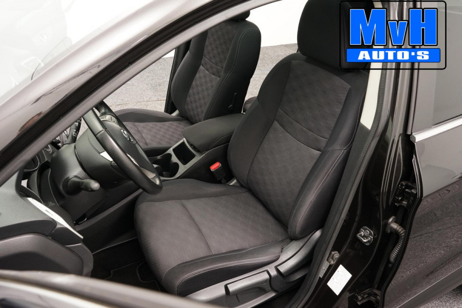 Nissan QASHQAI 1.2 N-Connecta|PANO|TREKHAAK|CAMERA|LED|KEYLESS