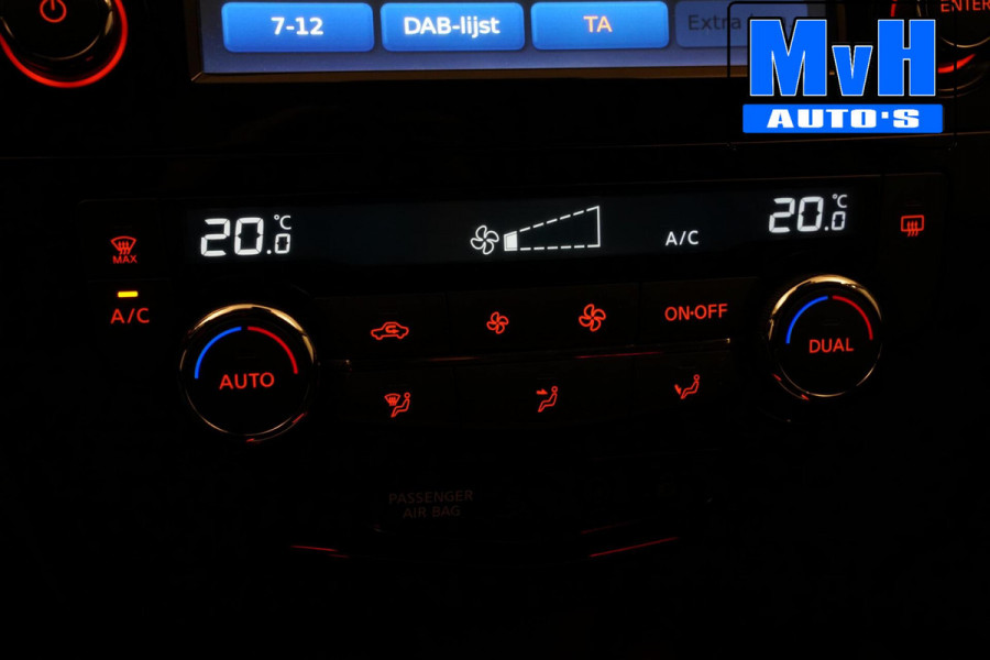 Nissan QASHQAI 1.2 N-Connecta|PANO|TREKHAAK|CAMERA|LED|KEYLESS