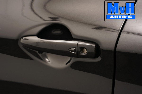 Nissan QASHQAI 1.2 N-Connecta|PANO|TREKHAAK|CAMERA|LED|KEYLESS