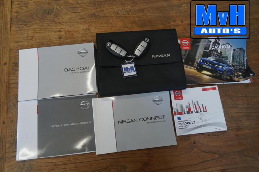 Nissan QASHQAI 1.2 N-Connecta|PANO|TREKHAAK|CAMERA|LED|KEYLESS