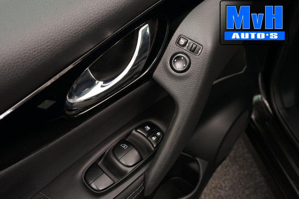 Nissan QASHQAI 1.2 N-Connecta|PANO|TREKHAAK|CAMERA|LED|KEYLESS