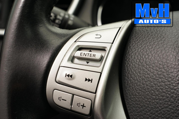 Nissan QASHQAI 1.2 N-Connecta|PANO|TREKHAAK|CAMERA|LED|KEYLESS