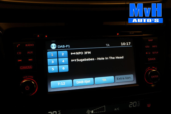 Nissan QASHQAI 1.2 N-Connecta|PANO|TREKHAAK|CAMERA|LED|KEYLESS