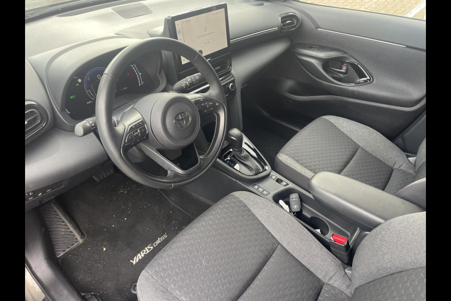 Toyota Yaris Cross 1.5 Hybrid 115 Dynamic | Stuur-/Stoelverwarming | Dodehoek detectie | Parkeersensoren | Navigatie Toyota Yaris Cross 1.5 Hybrid 115 Dynamic | Stuur-/Stoelverwarming | Dodehoek detectie | Parkeersensoren | Navigatie