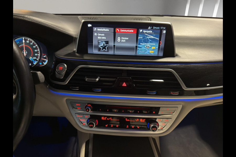 BMW 7 Serie 740e IPerformance | Laser-LED koplampen | Head-Up | Schuif/Kanteldak | Soft-close | 20" Velg | Camera |