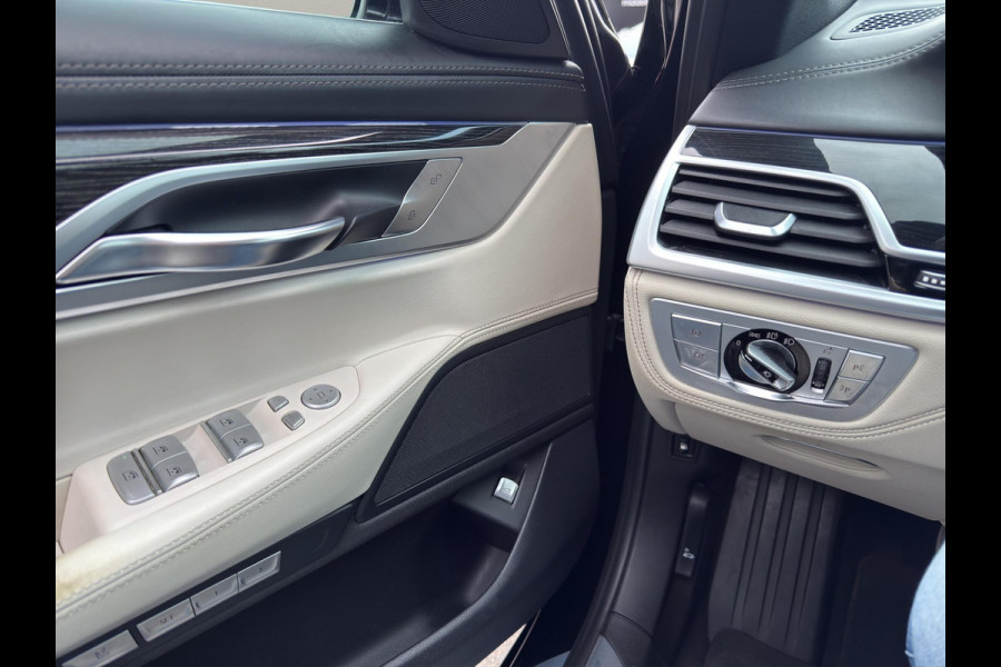 BMW 7 Serie 740e IPerformance | Laser-LED koplampen | Head-Up | Schuif/Kanteldak | Soft-close | 20" Velg | Camera |
