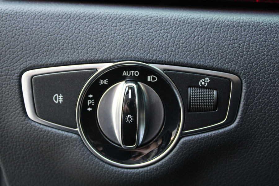 Mercedes-Benz E-Klasse 300 e AMG Line | NAP | BURMESTER | PANO | HUD | MEMORY | 360 | ACC | KEYLESS |