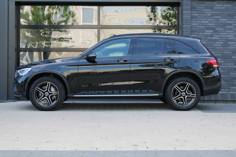 Mercedes-Benz GLC 300de 4MATIC Business Solution AMG | BTW! | PANO | BURMESTER | SFEER | DODEHOEK | ELEK.TREKHAAK |