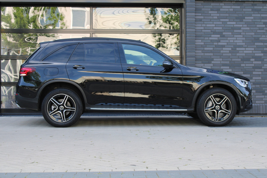 Mercedes-Benz GLC 300de 4MATIC Business Solution AMG | BTW! | PANO | BURMESTER | SFEER | DODEHOEK | ELEK.TREKHAAK |