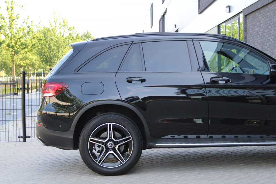 Mercedes-Benz GLC 300de 4MATIC Business Solution AMG | BTW! | PANO | BURMESTER | SFEER | DODEHOEK | ELEK.TREKHAAK |