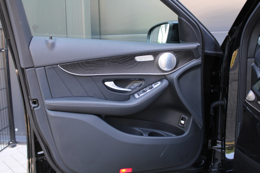 Mercedes-Benz GLC 300de 4MATIC Business Solution AMG | BTW! | PANO | BURMESTER | SFEER | DODEHOEK | ELEK.TREKHAAK |