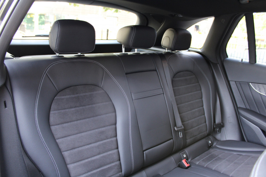Mercedes-Benz GLC 300de 4MATIC Business Solution AMG | BTW! | PANO | BURMESTER | SFEER | DODEHOEK | ELEK.TREKHAAK |