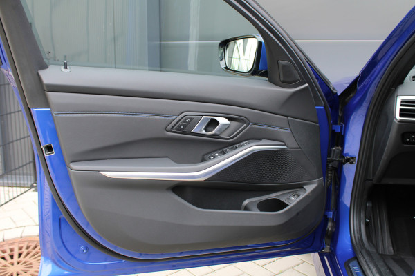 BMW 3 Serie Touring 330i xDrive | FACELIFT | BTW | M-SPORT | ACC | SFEER | CARPLAY | STOELVERW