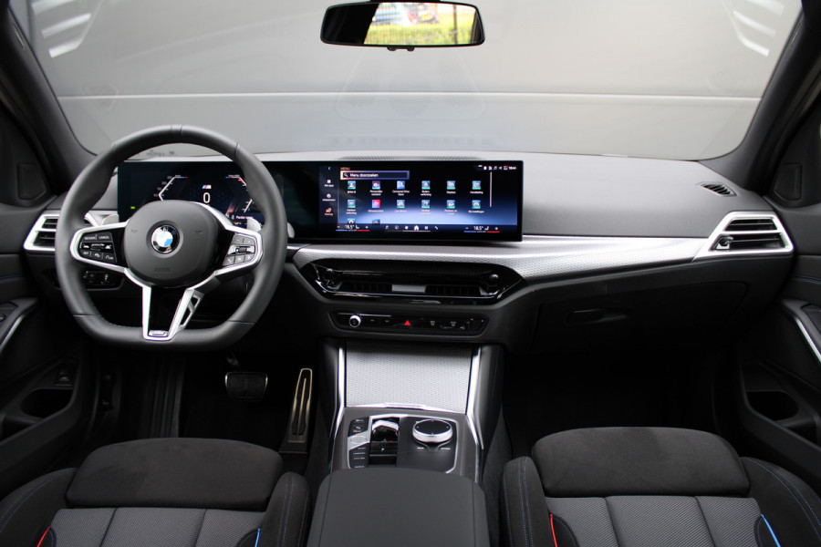 BMW 3 Serie Touring 330i xDrive | FACELIFT | BTW | M-SPORT | ACC | SFEER | CARPLAY | STOELVERW