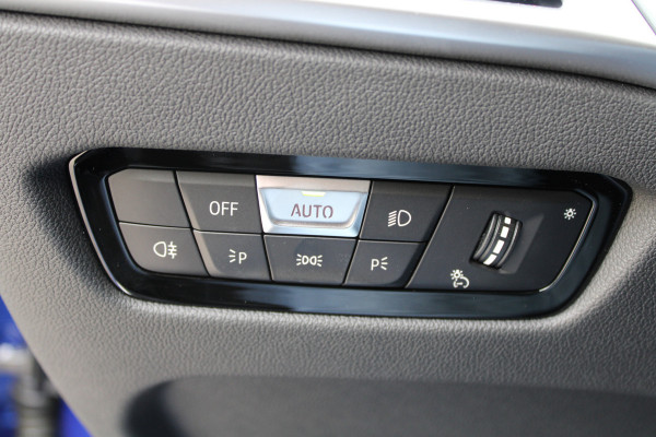BMW 3 Serie Touring 330i xDrive | FACELIFT | BTW | M-SPORT | ACC | SFEER | CARPLAY | STOELVERW