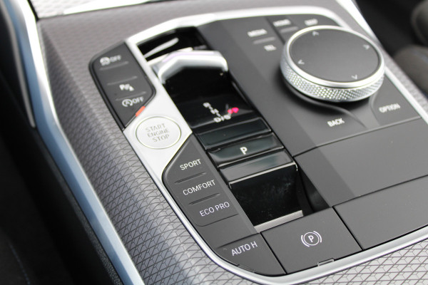 BMW 3 Serie Touring 330i xDrive | FACELIFT | BTW | M-SPORT | ACC | SFEER | CARPLAY | STOELVERW