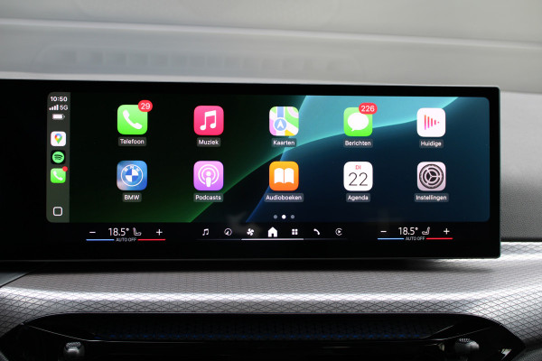 BMW 3 Serie Touring 330i xDrive | FACELIFT | BTW | M-SPORT | ACC | SFEER | CARPLAY | STOELVERW