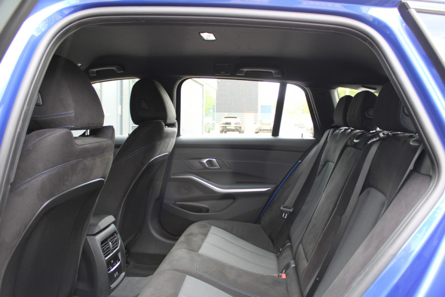 BMW 3 Serie Touring 330i xDrive | FACELIFT | BTW | M-SPORT | ACC | SFEER | CARPLAY | STOELVERW