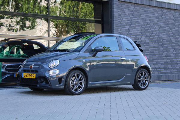 Abarth 500 1.4 T-Jet Abarth 595 70th Anniversary | NIEUWSTAAT! | UNIEK | SENSOREN ACHTER | DEALER ONDERHOUDEN |