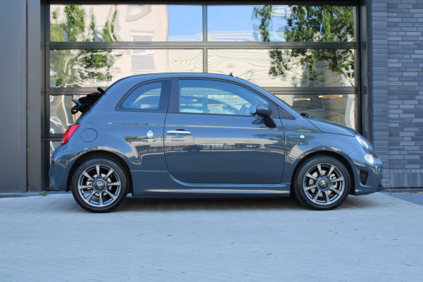Abarth 500 1.4 T-Jet Abarth 595 70th Anniversary | NIEUWSTAAT! | UNIEK | SENSOREN ACHTER | DEALER ONDERHOUDEN |