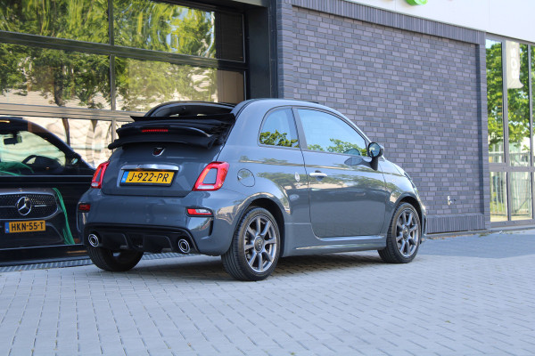 Abarth 500 1.4 T-Jet Abarth 595 70th Anniversary | NIEUWSTAAT! | UNIEK | SENSOREN ACHTER | DEALER ONDERHOUDEN |