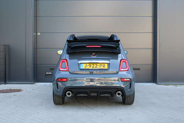 Abarth 500 1.4 T-Jet Abarth 595 70th Anniversary | NIEUWSTAAT! | UNIEK | SENSOREN ACHTER | DEALER ONDERHOUDEN |