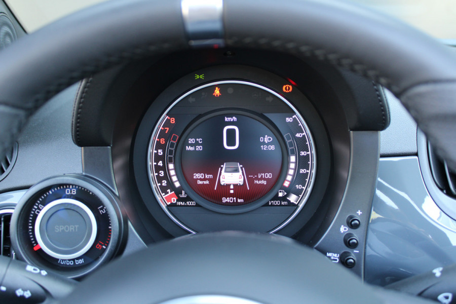 Abarth 500 1.4 T-Jet Abarth 595 70th Anniversary | NIEUWSTAAT! | UNIEK | SENSOREN ACHTER | DEALER ONDERHOUDEN |