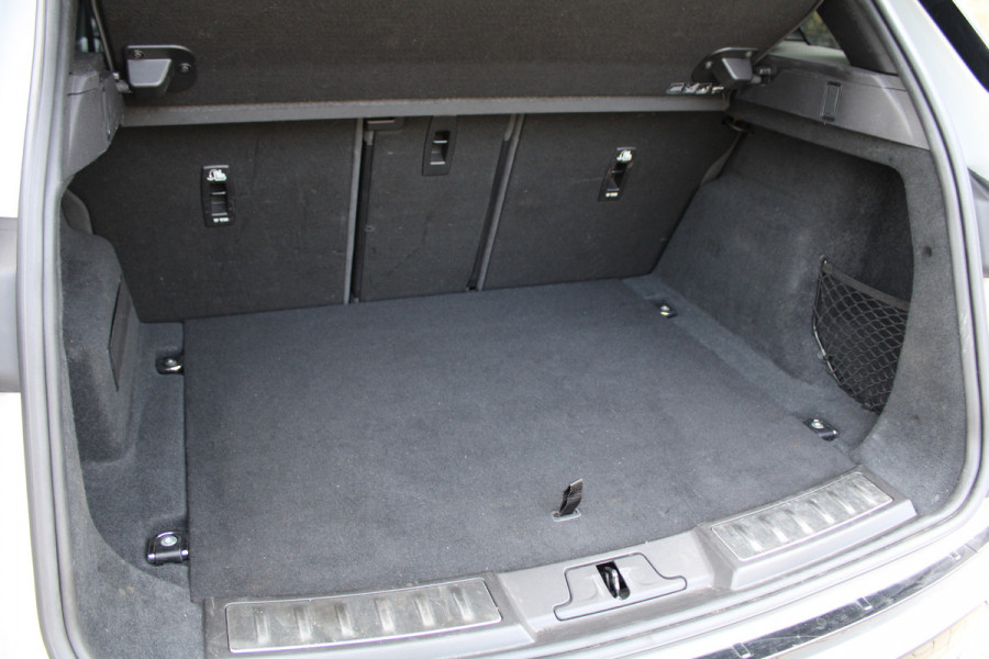 Land Rover Range Rover Evoque 2.0 D180 AWD R-Dynamic S | BTW | PANORAMADAK | KEYLESS | DODE HOEK | CAMERA | DEALER ONDH |