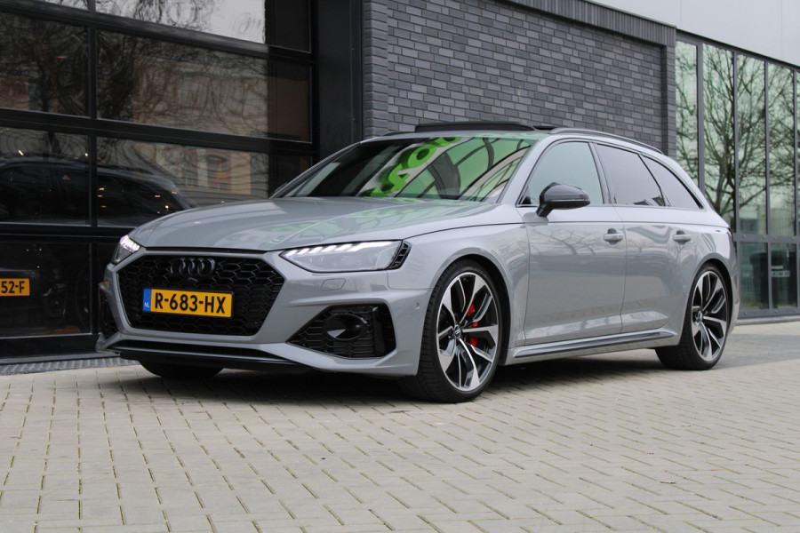 Audi RS4 Avant 2.9 TFSI RS 4 quattro | BTW | KERAMISCH | HUD | MASSAGE | RS-ZETELS | 360 | B&O | PANO | Audi RS4 Avant 2.9 TFSI RS 4 quattro | BTW | KERAMISCH | HUD | MASSAGE | RS-ZETELS | 360 | B&O | PANO |