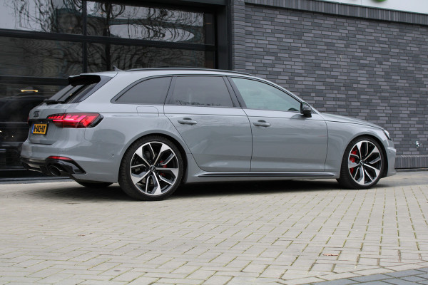 Audi RS4 Avant 2.9 TFSI RS 4 quattro | BTW | KERAMISCH | HUD | MASSAGE | RS-ZETELS | 360 | B&O | PANO | Audi RS4 Avant 2.9 TFSI RS 4 quattro | BTW | KERAMISCH | HUD | MASSAGE | RS-ZETELS | 360 | B&O | PANO |