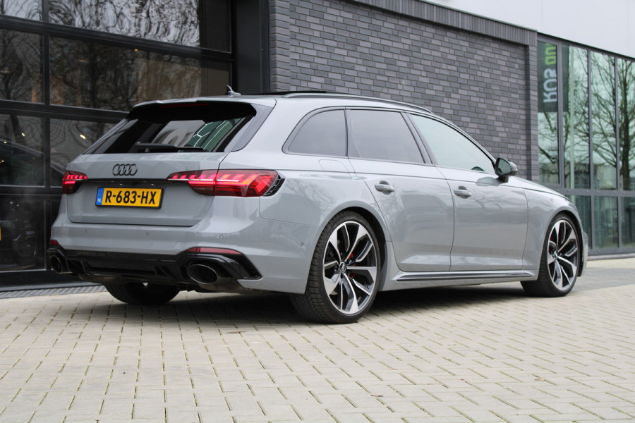 Audi RS4 Avant 2.9 TFSI RS 4 quattro | BTW | KERAMISCH | HUD | MASSAGE | RS-ZETELS | 360 | B&O | PANO | Audi RS4 Avant 2.9 TFSI RS 4 quattro | BTW | KERAMISCH | HUD | MASSAGE | RS-ZETELS | 360 | B&O | PANO |