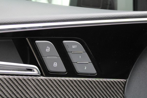 Audi RS4 Avant 2.9 TFSI RS 4 quattro | BTW | KERAMISCH | HUD | MASSAGE | RS-ZETELS | 360 | B&O | PANO | Audi RS4 Avant 2.9 TFSI RS 4 quattro | BTW | KERAMISCH | HUD | MASSAGE | RS-ZETELS | 360 | B&O | PANO |
