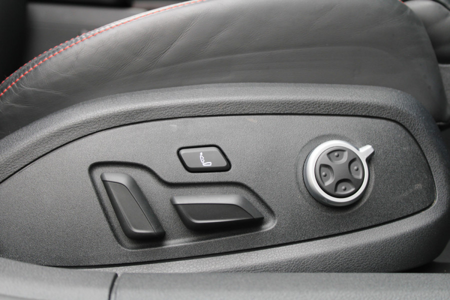 Audi RS4 Avant 2.9 TFSI RS 4 quattro | BTW | KERAMISCH | HUD | MASSAGE | RS-ZETELS | 360 | B&O | PANO | Audi RS4 Avant 2.9 TFSI RS 4 quattro | BTW | KERAMISCH | HUD | MASSAGE | RS-ZETELS | 360 | B&O | PANO |