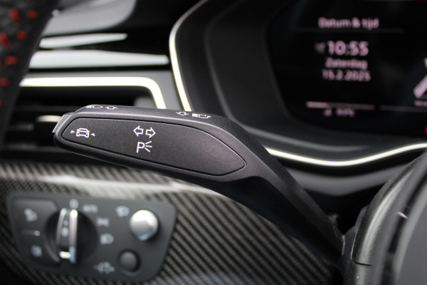 Audi RS4 Avant 2.9 TFSI RS 4 quattro | BTW | KERAMISCH | HUD | MASSAGE | RS-ZETELS | 360 | B&O | PANO | Audi RS4 Avant 2.9 TFSI RS 4 quattro | BTW | KERAMISCH | HUD | MASSAGE | RS-ZETELS | 360 | B&O | PANO |