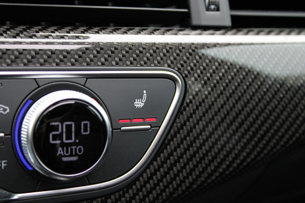 Audi RS4 Avant 2.9 TFSI RS 4 quattro | BTW | KERAMISCH | HUD | MASSAGE | RS-ZETELS | 360 | B&O | PANO | Audi RS4 Avant 2.9 TFSI RS 4 quattro | BTW | KERAMISCH | HUD | MASSAGE | RS-ZETELS | 360 | B&O | PANO |