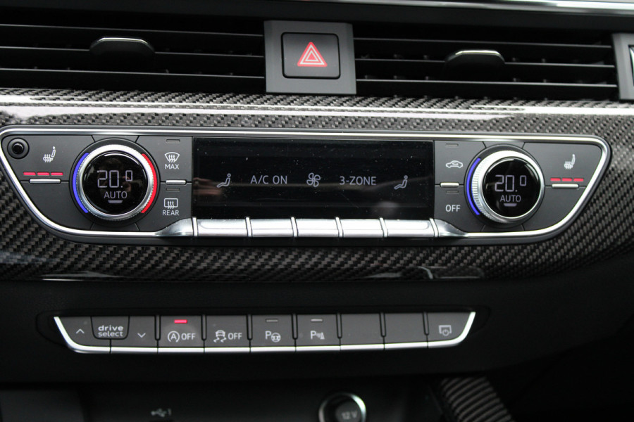 Audi RS4 Avant 2.9 TFSI RS 4 quattro | BTW | KERAMISCH | HUD | MASSAGE | RS-ZETELS | 360 | B&O | PANO | Audi RS4 Avant 2.9 TFSI RS 4 quattro | BTW | KERAMISCH | HUD | MASSAGE | RS-ZETELS | 360 | B&O | PANO |