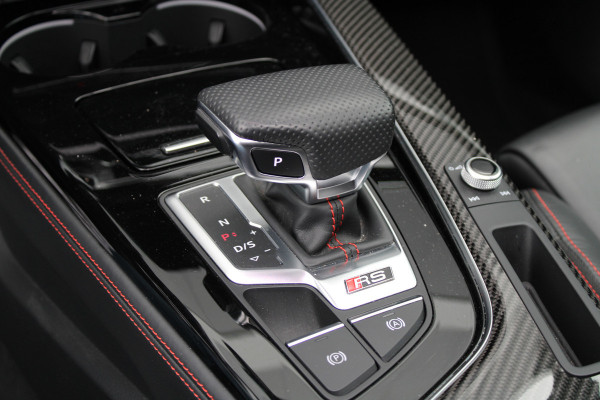 Audi RS4 Avant 2.9 TFSI RS 4 quattro | BTW | KERAMISCH | HUD | MASSAGE | RS-ZETELS | 360 | B&O | PANO | Audi RS4 Avant 2.9 TFSI RS 4 quattro | BTW | KERAMISCH | HUD | MASSAGE | RS-ZETELS | 360 | B&O | PANO |