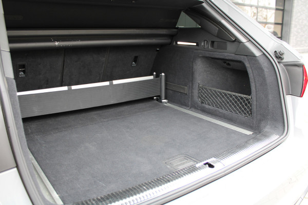 Audi RS4 Avant 2.9 TFSI RS 4 quattro | BTW | KERAMISCH | HUD | MASSAGE | RS-ZETELS | 360 | B&O | PANO | Audi RS4 Avant 2.9 TFSI RS 4 quattro | BTW | KERAMISCH | HUD | MASSAGE | RS-ZETELS | 360 | B&O | PANO |