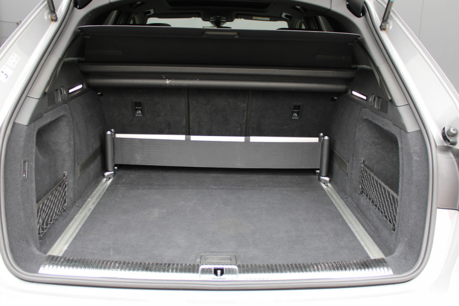 Audi RS4 Avant 2.9 TFSI RS 4 quattro | BTW | KERAMISCH | HUD | MASSAGE | RS-ZETELS | 360 | B&O | PANO | Audi RS4 Avant 2.9 TFSI RS 4 quattro | BTW | KERAMISCH | HUD | MASSAGE | RS-ZETELS | 360 | B&O | PANO |