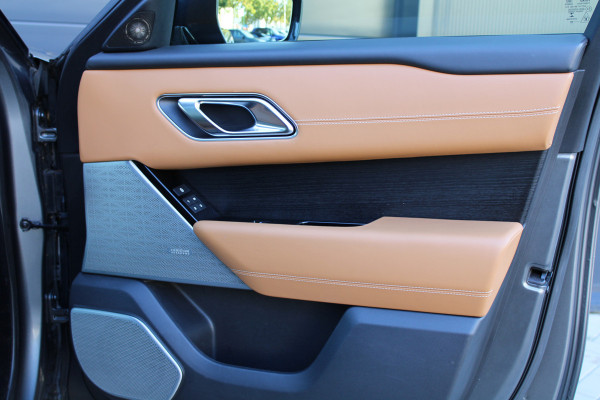 Land Rover Range Rover Velar 2.0 I4 Turbo AWD R-Dynamic HSE | NAP | VOL! | MASSAGE | STOELKOELING | HUD | LUCHTVERING | STUURVERW |
