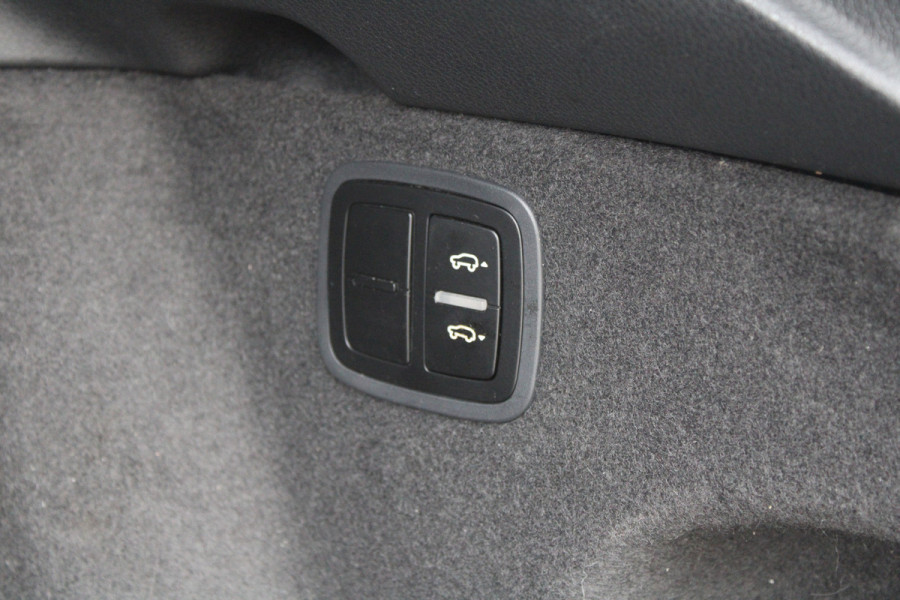 Porsche Macan 2.0 | NAP! | BTW | DEALER.OND | PANO | BOSE | LUCHTVERING | MEMORY |
