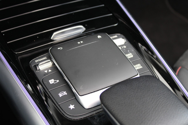 Mercedes-Benz GLA 250 e Business Solution AMG Limited | NAP! | BTW | PANO | MAGNO | ACC | SFEER | ELEK TREKHAAK | DODE HOEK |