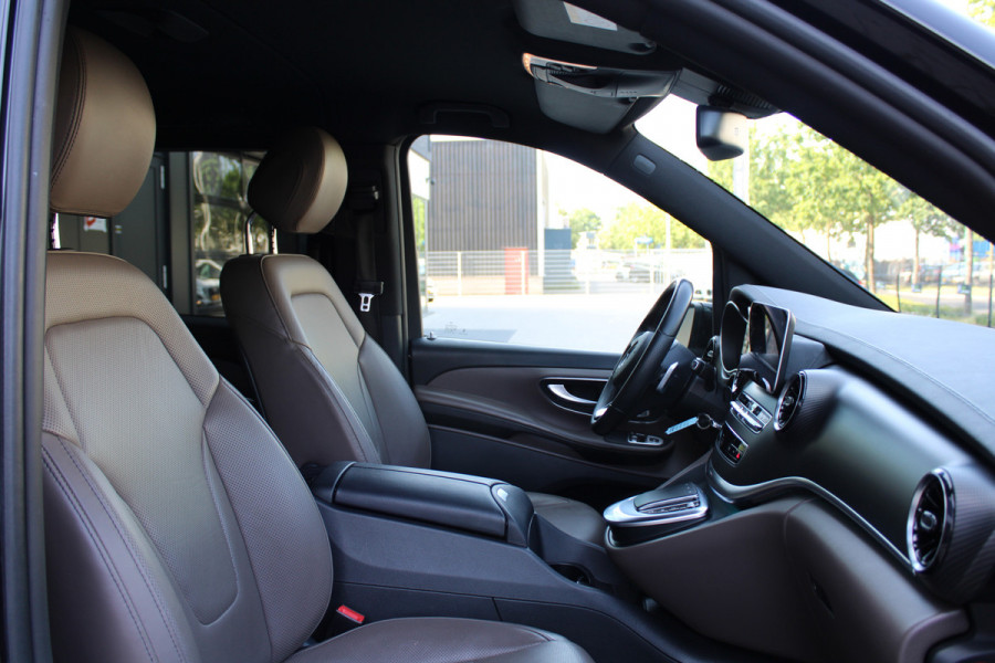 Mercedes-Benz V-Klasse 300d Extra Lang DC Avantgarde Edition | EX BTW | 4-MATIC | VOL! | AMG | BURMESTER | KOELKAST | MEMORY | STOELKOELING | ACC | TREKHAAK | SNOEK |